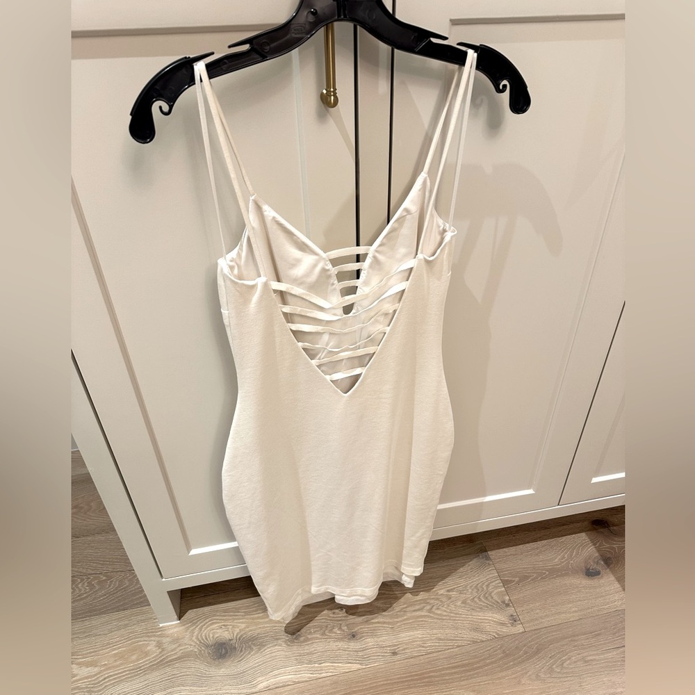 Bec + Bridge white midi strappy dress 👗 - Picture 3 of 8